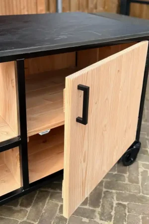 Op = Op Buitenkeuken Douglas en staal met opbergkast en Zwart HPL werkblad - Lengte 150 cm
